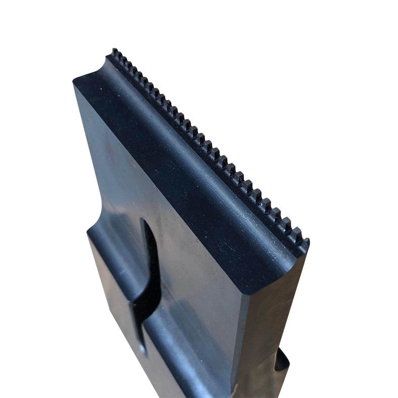 Velcro ultrasonic welding head size can be customized